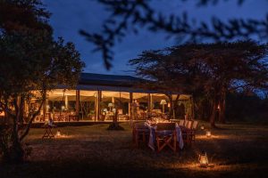 Hemingways River Camp Mara Outdoor Dining