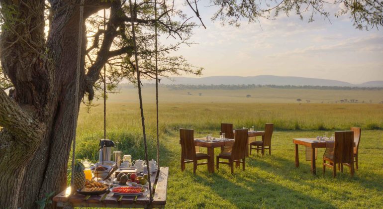 Kaskaz Mara Camp Outdoor Dining