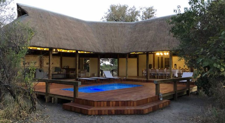 Kwando Splash Camp Main Area