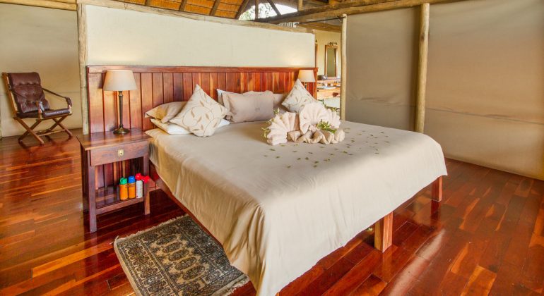 Lagoon Camp Family Room 1