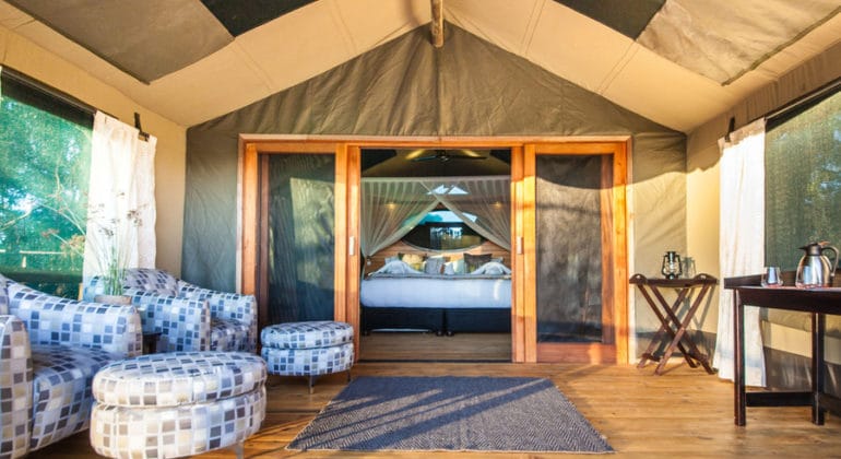Rra Dinare (father Buffalo) Tent Lounge
