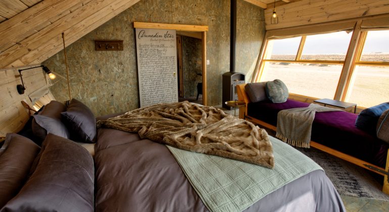 08 Shipwreck Lodge Twin Room
