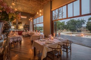 Becks Safari Lodge Dining