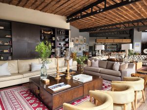 Becks Safari Lodge Lounge
