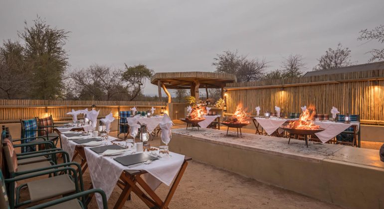 Becks Safari Lodge Outdoor Dining
