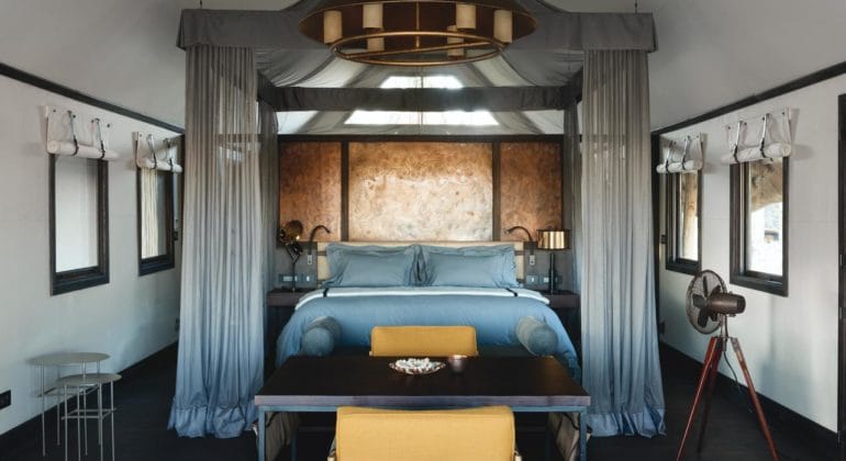 Belmond Eagle Island Lodge Bedroom