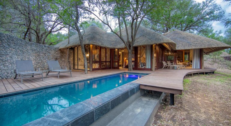 Dulini Leadwood Suite Pool