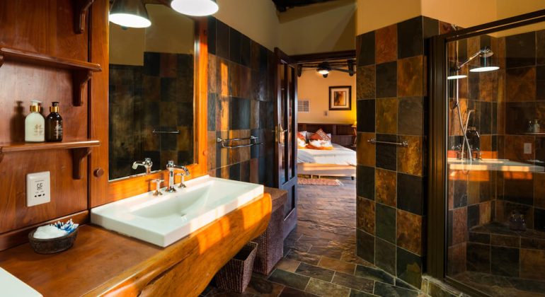 Etosha Mountain Lodge Bathroom