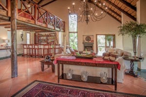 Kuname Lodge Bar And Lounge