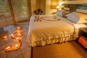 Kuname Lodge Honeymoon Bedroom