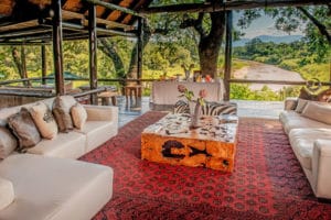 Kuname Lodge Outdoor Lounge