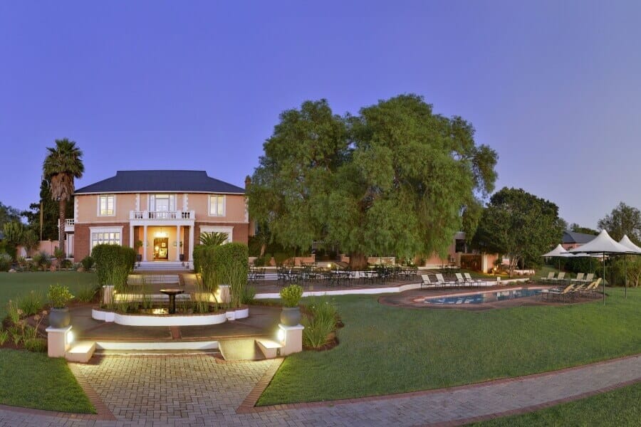 Long Lee Manor, Shamwari Game Reserve, South Africa 2022 / 2023