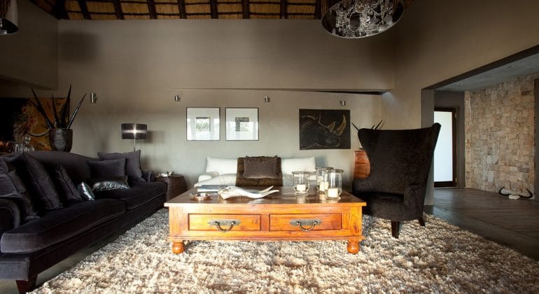 Chitwa House Lounge