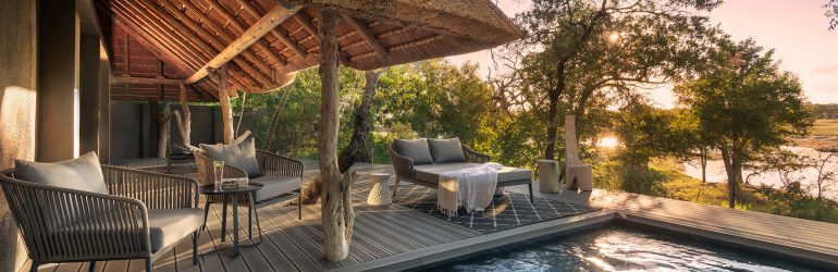 Chitwa Suites Poolside