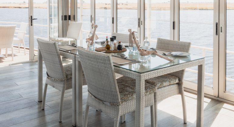 Chobe Princess Dining Area Table Set Up