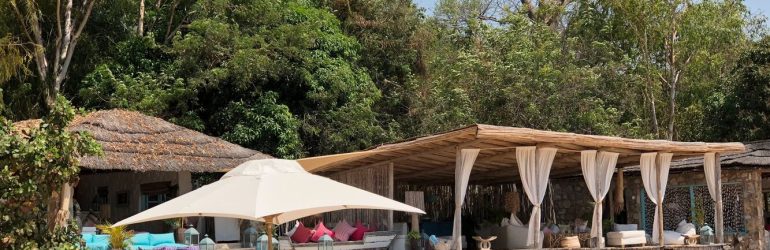 Kaya Mawa Beach Lounge
