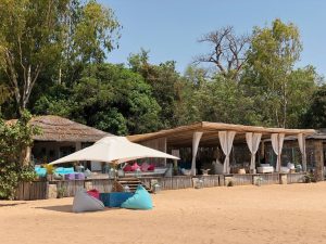 Kaya Mawa Beach Lounge