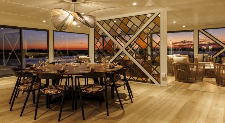 Pangolin Voyager Dining