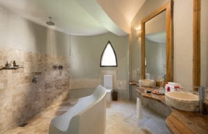 Xanadu Villas Bathroom