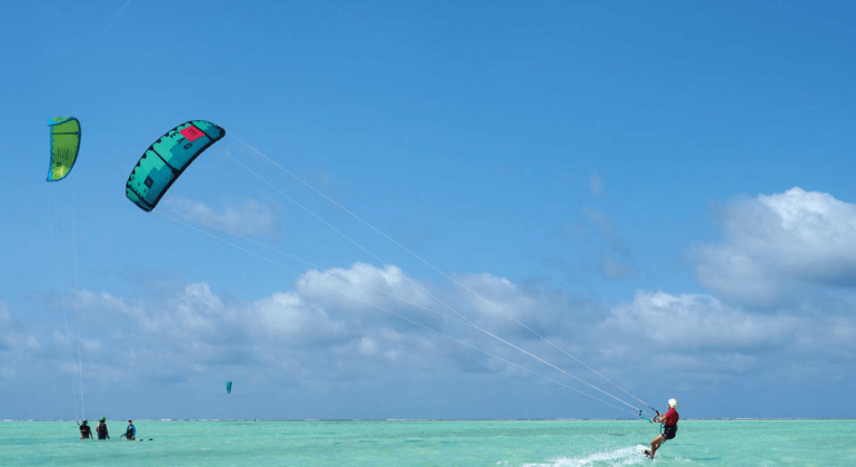Kitesurfing