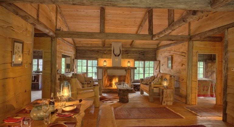 Ragati Cabin Main Area