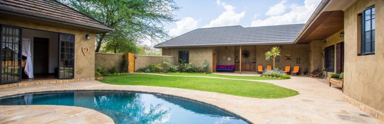 Lemala Kili Villas Poolside