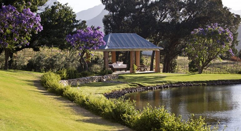 La Residence Outdoor Garden