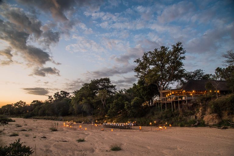 Tanda Tula