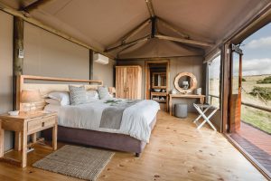 Hlosi Game Lodge Tent Interior