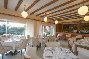 Hotel No 5 Dining