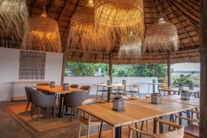 Kafunta River Lodge Dining