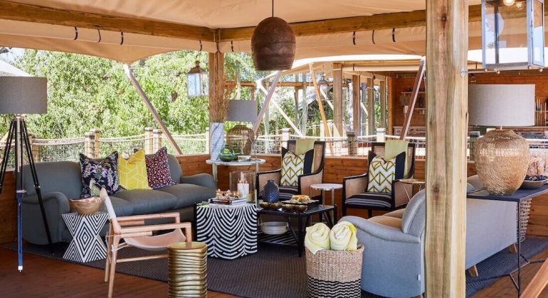 Tuludi Lounge