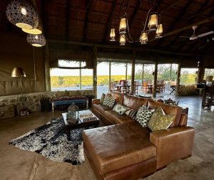 Daka Plains Camp Lounge