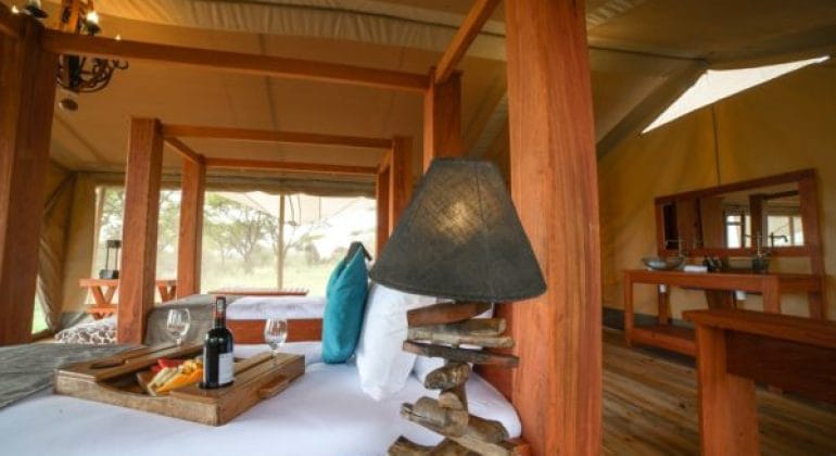 Asanja Grumeti Camp Bedroom