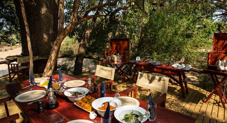 Sapi Springs Camp Dining