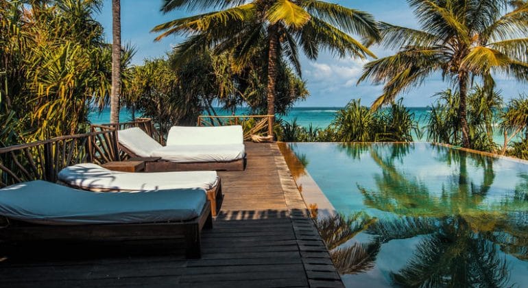 Alfajiri Villas Pool
