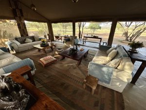 Tumaren Camp Lounge