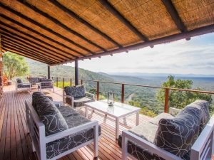 Leopard Mountain Lodge Dining
