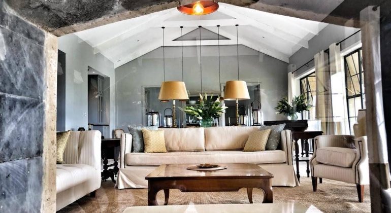 Amani House Lounge