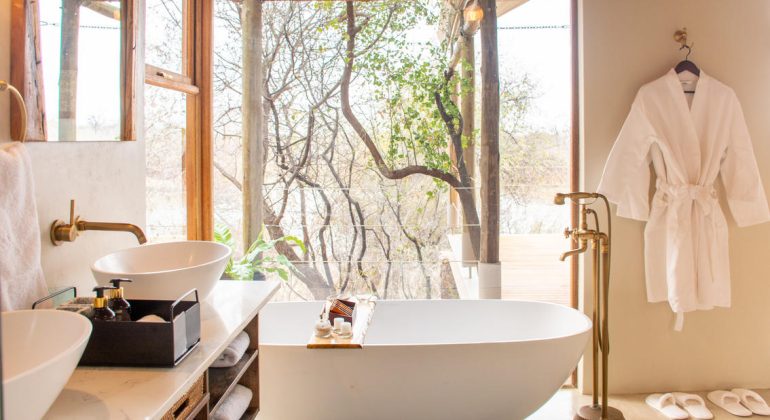 Marataba Founders Camp Bathtub