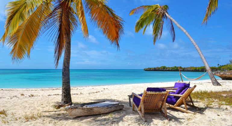 Fanjove Island Relaxing