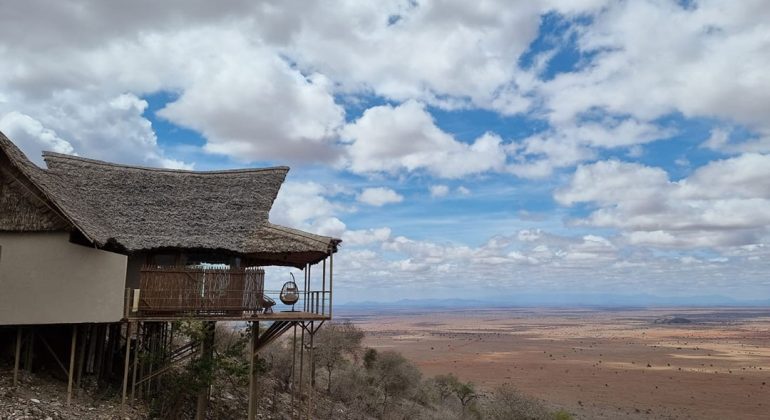 Lions Bluff Lodge Room View