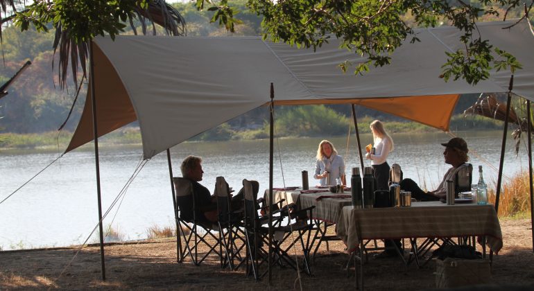 Expeditionary Walking Camp Dining