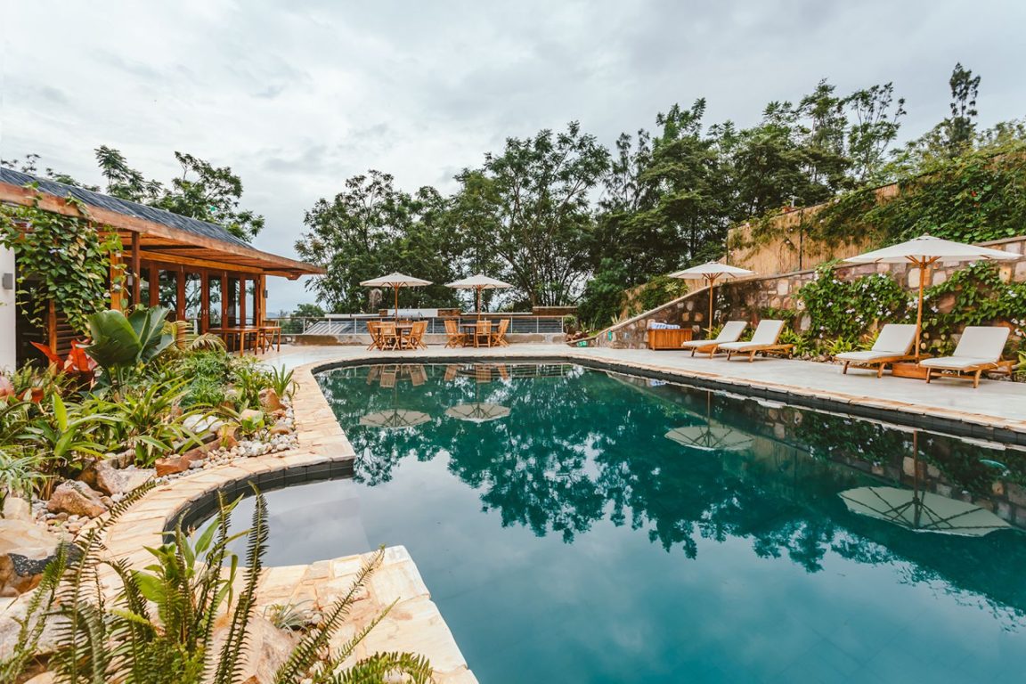 The Retreat By Heaven Pool Area