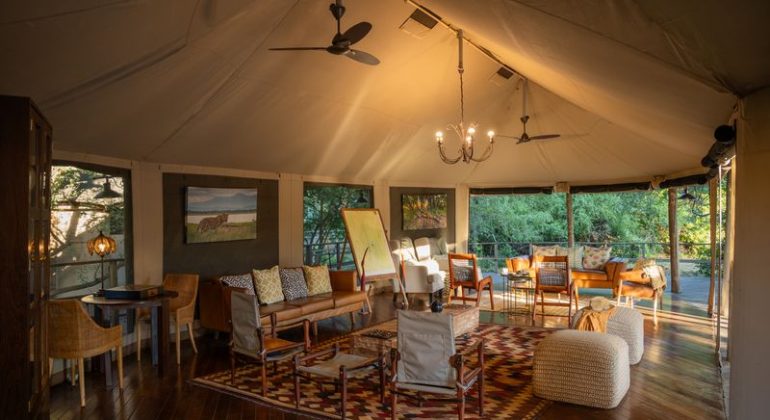 Muzimu Lodge Lounge