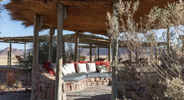 Desert Homestead Lodge Outside Lounge Area