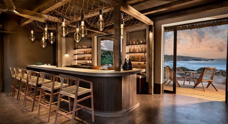 Gwegwe Beach Lodge Bar Area