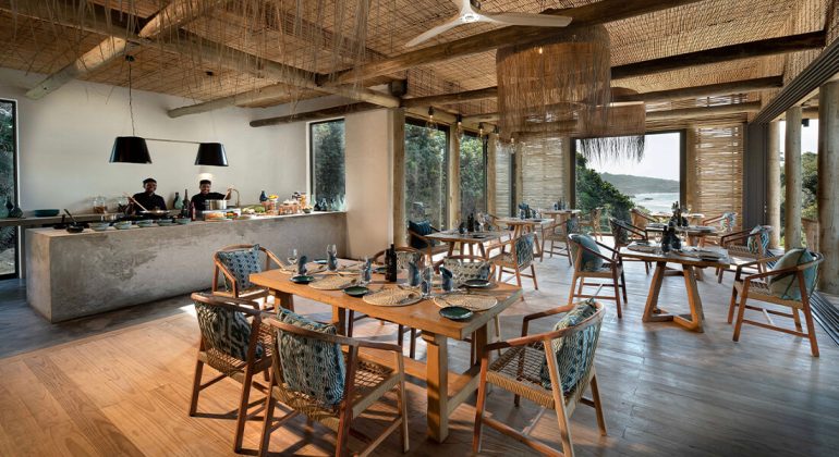 Gwegwe Beach Lodge Dining