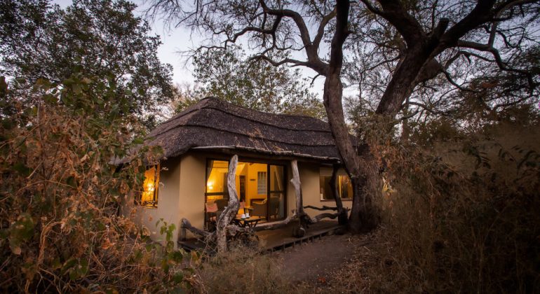 Thamo Telele Honeymoon Cottage