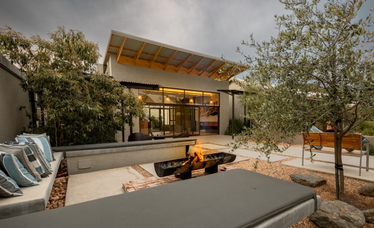 The Elegant Guesthouse Outdoors